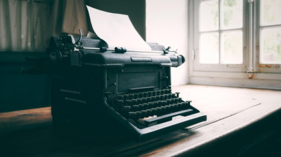 typewriter-8622984_1280.jpg