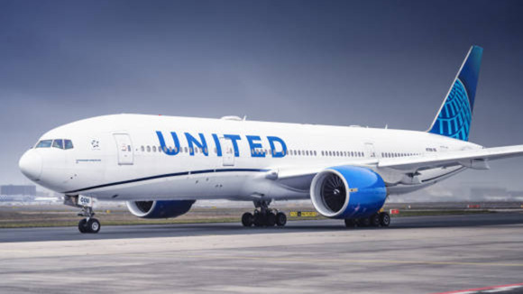 United Airlines...jpg