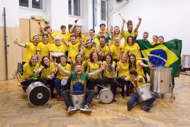Escola de Samba Brno v tělocvičně